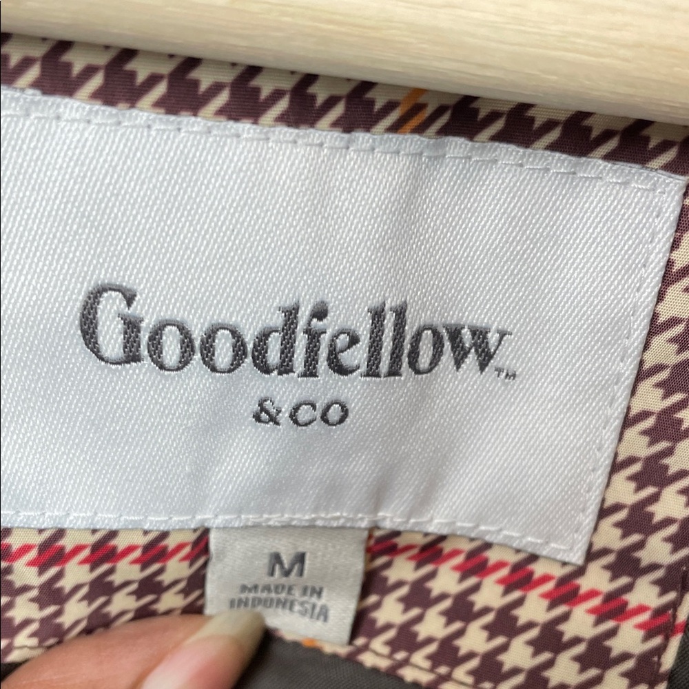 GoodFellow & Co 4 Pocket Zip Snap Men's M Brown Cream Checkered Plaid Vest - Picture 9 of 9